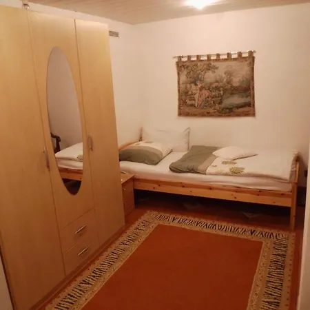 Bomberg Guest house 3*